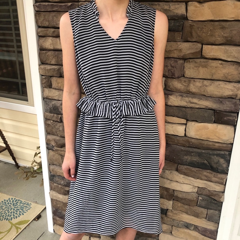 XS ELLE Striped Summer Dress